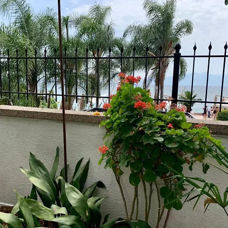 Duka Apts Appartement *